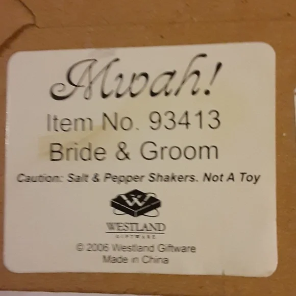 Westland Giftware Kissing Bride/Groom salt/pepper shakers white/black New in Box - Picture 9 of 14